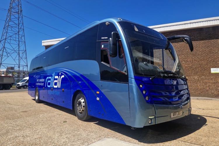 Rail Air bus