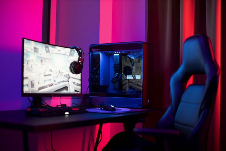 Gaming desk