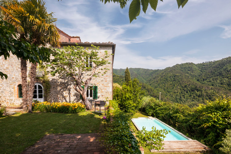 Italian farmhouse in Tuscany