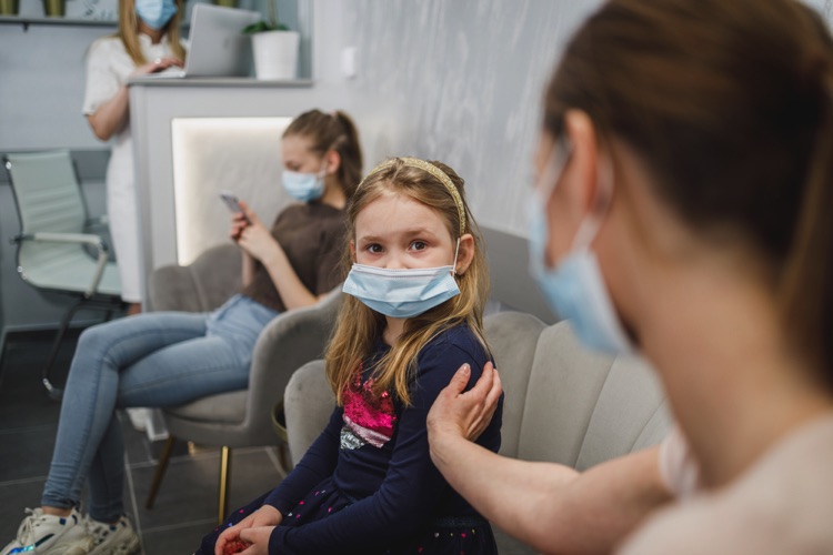 Wearing face masks in hospital