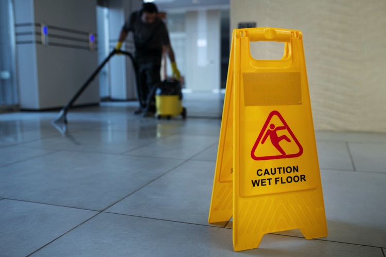 How Wet Floors in Shopping Centers Lead to Unexpected Injuries