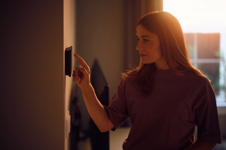 Smart thermostat