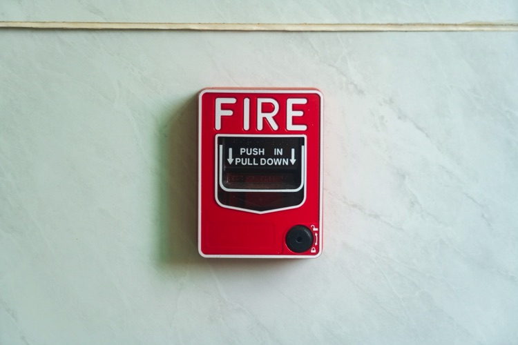 Fire alarm in building