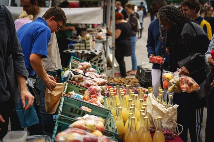 How Food Producers in Guildford Can Find New Markets for Their Products